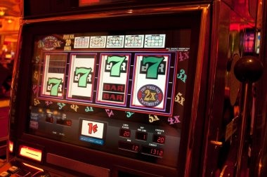 Fortune Rabbit bonus round on bima138 displaying free spins with multiplier symbols